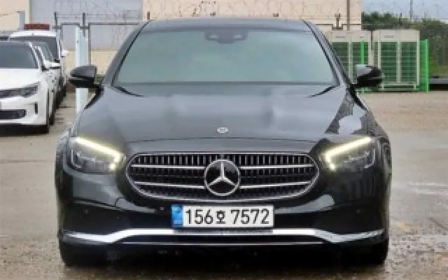 인천신용회복중고차전액할부 E-클래스 W213 E250 아방가르드 매물 사진 2 - 2022/01 75,546km