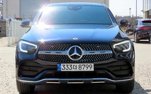 인천신용회복중고차전액할부 GLC클래스 X253 GLC 300 4MATIC 쿠페 매물 사진 4 - 2022/07 96,973km